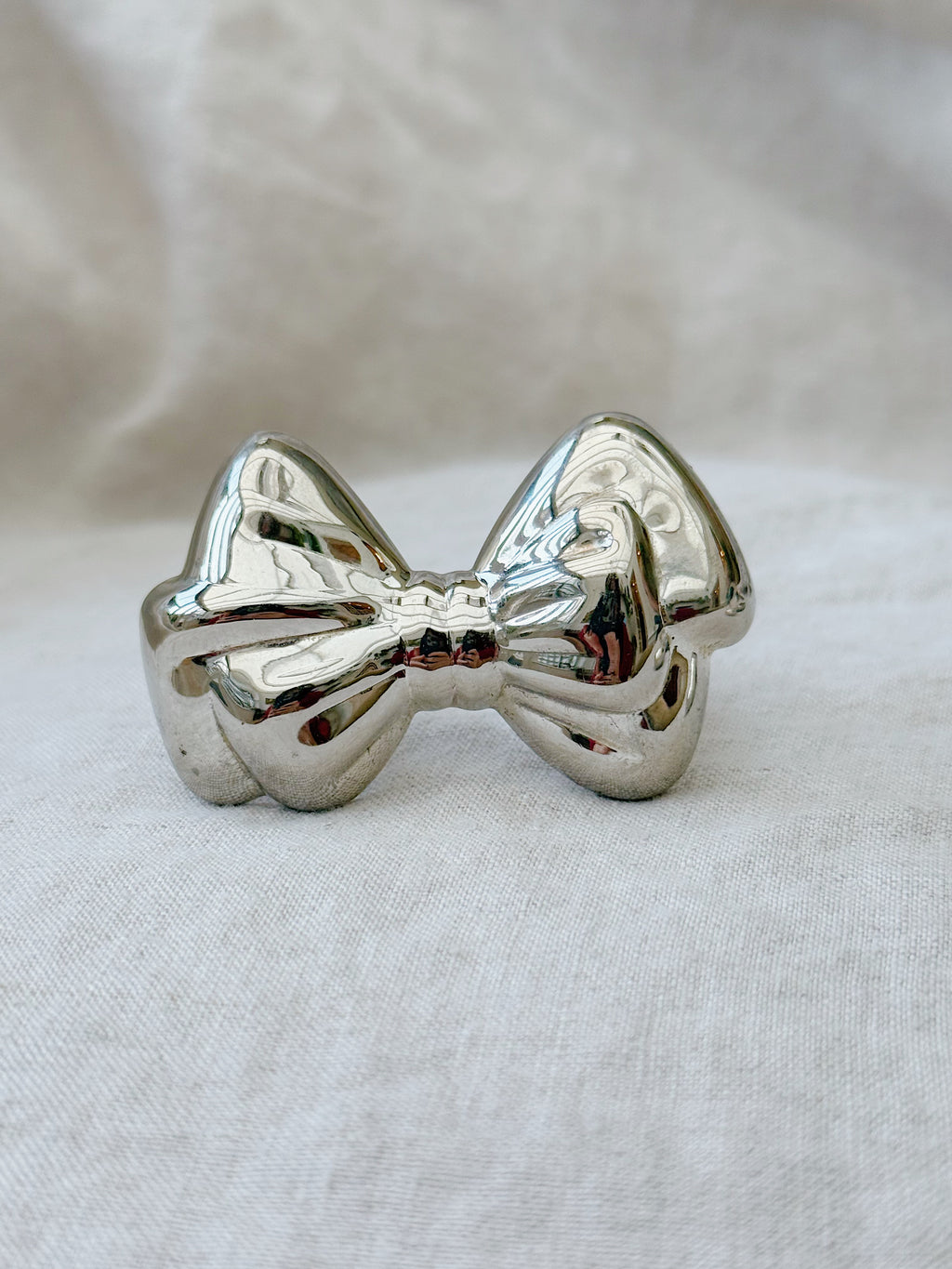 Vintage Silver Plated Napkins Rings Silver Bows (Set of 4)