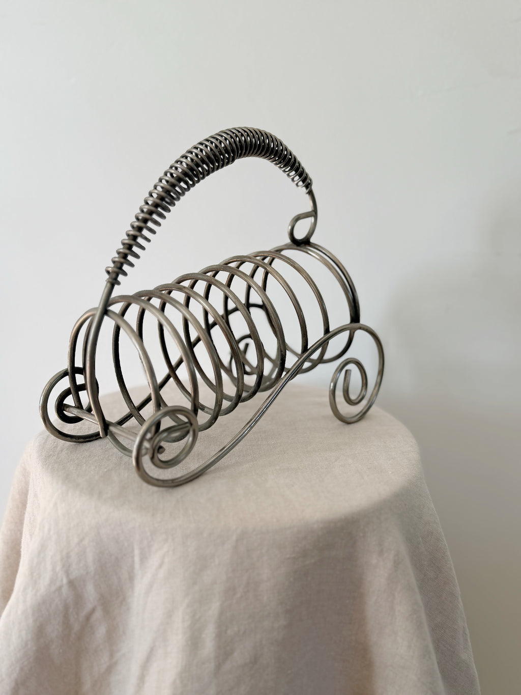 Vintage Style Wine Holder Stainless Steel Curl Classico Spiral