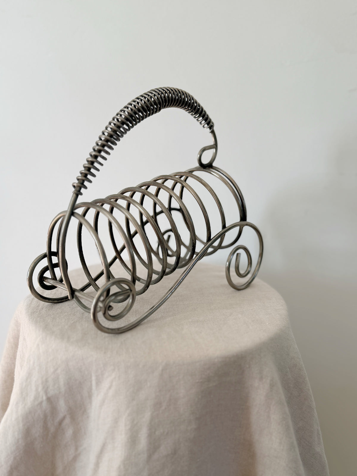 Vintage Style Wine Holder Stainless Steel Curl Classico Spiral