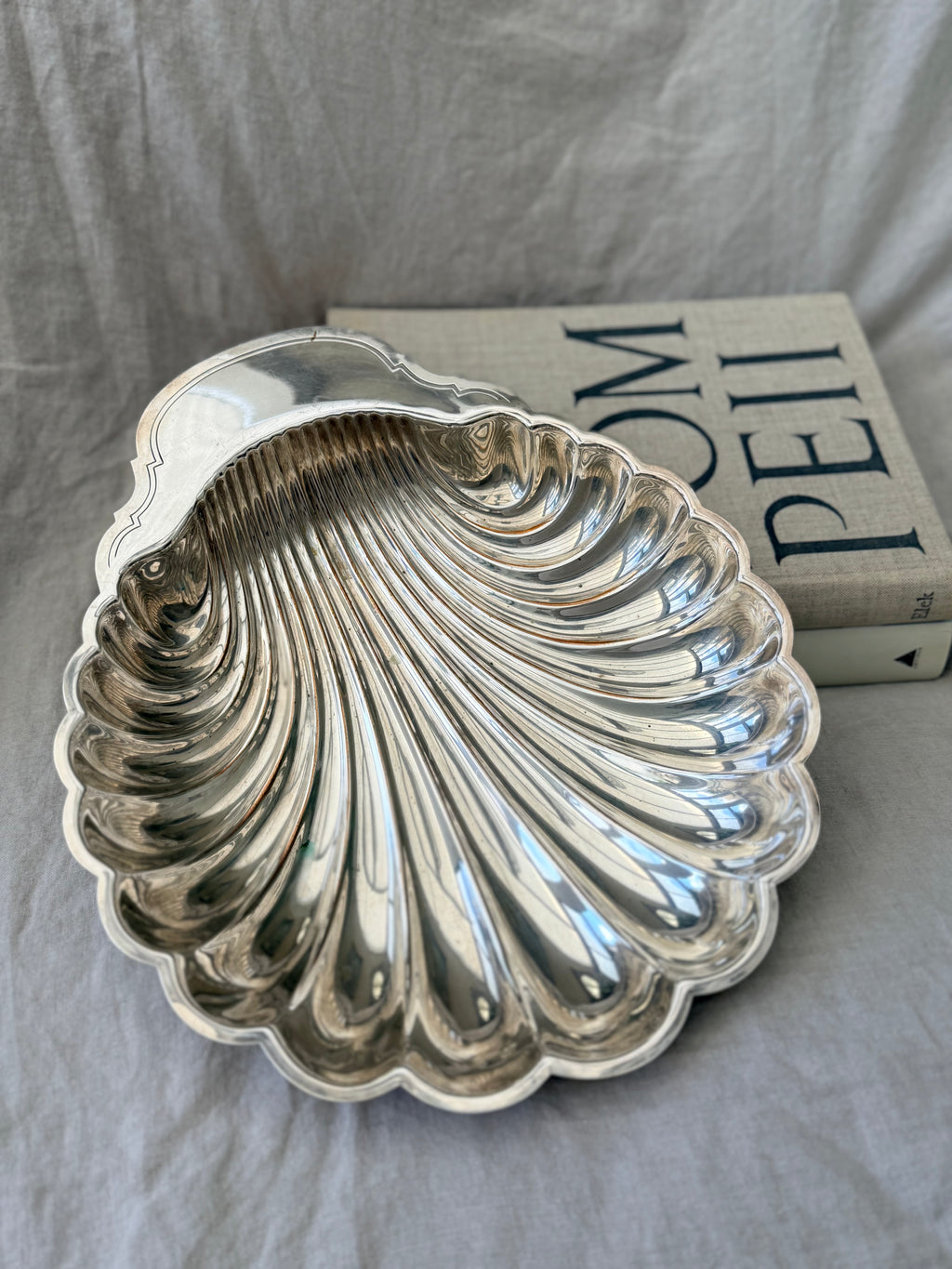 Vintage Very Large Silver Plated Oyster Clam Shell Dish