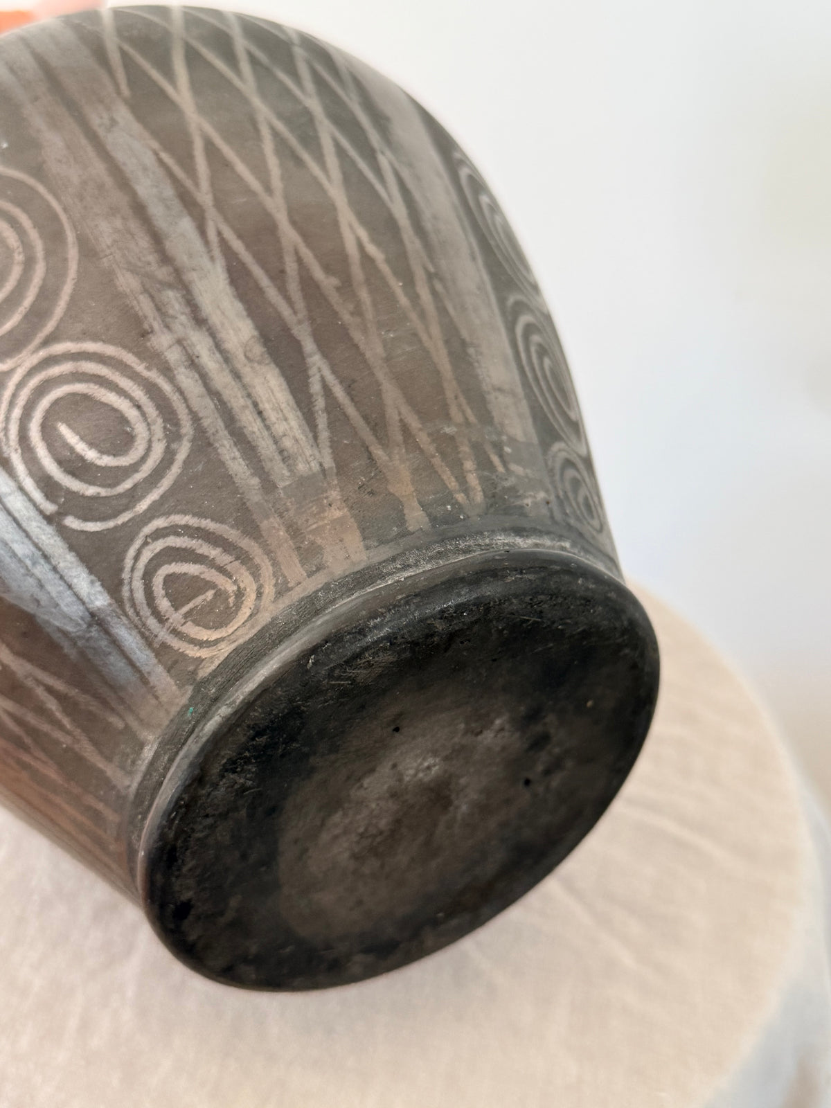 Vintage Handmade Romanian Folk Pot Black